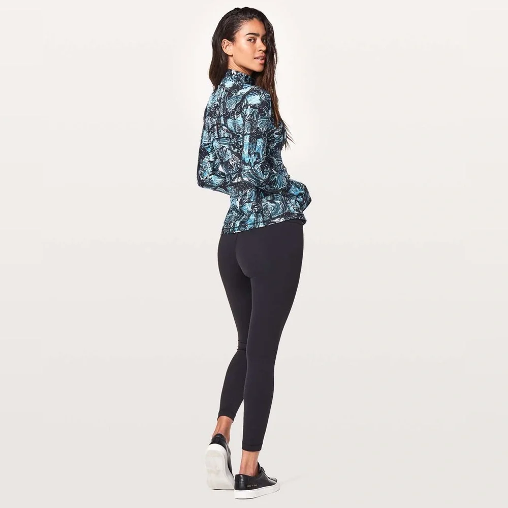 Lululemon Define Jacket *Nulux Eternal Wave Starlight Black, size 2